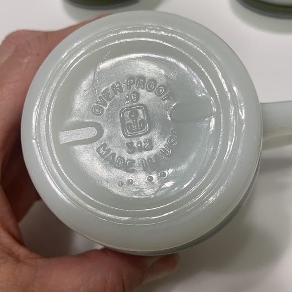Vintage milk glass green stripe cup 4 count lot - Picture 6 of 16